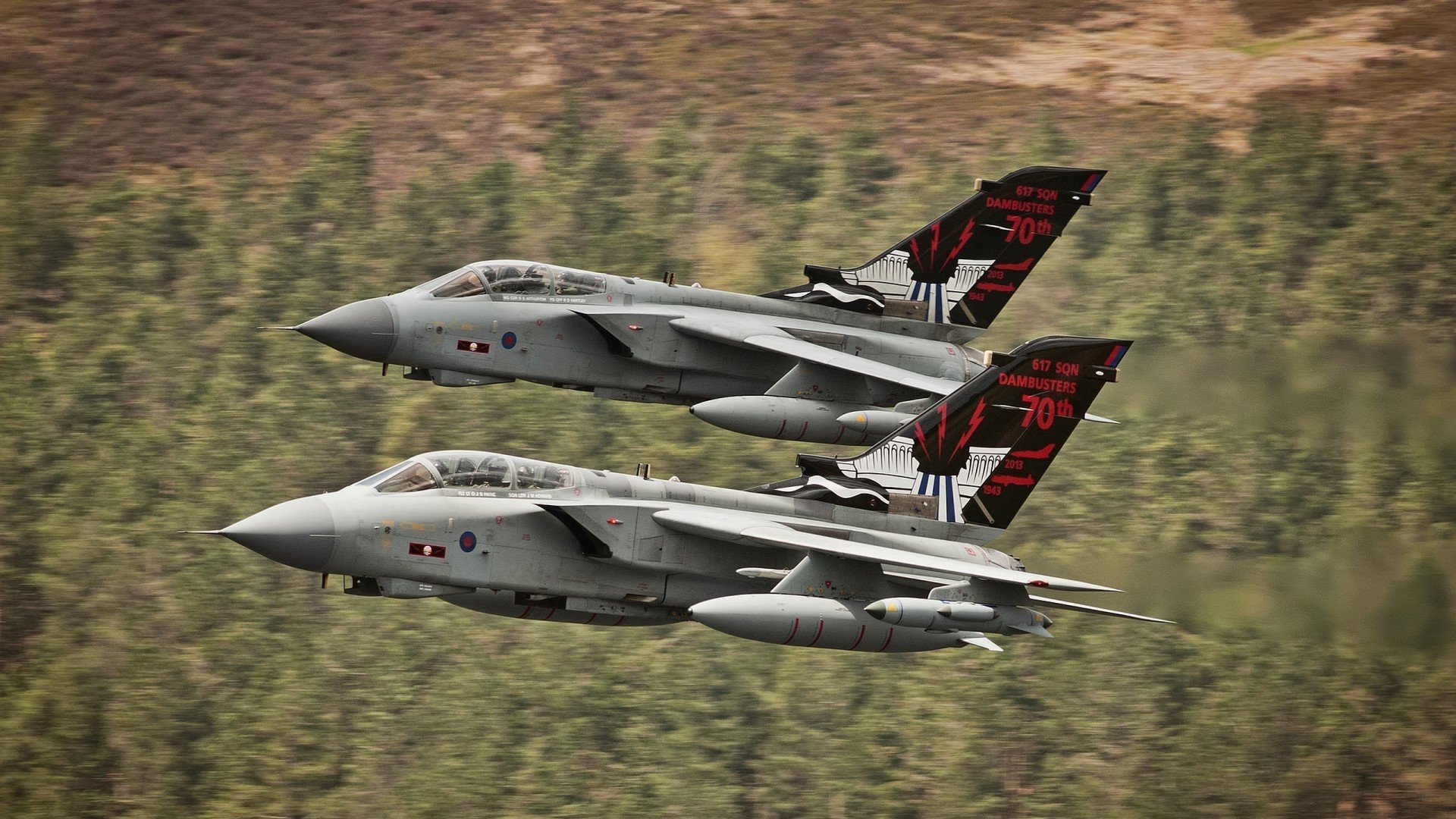 尼斯通过快速切换打出连续攻势,尼斯球员中枪