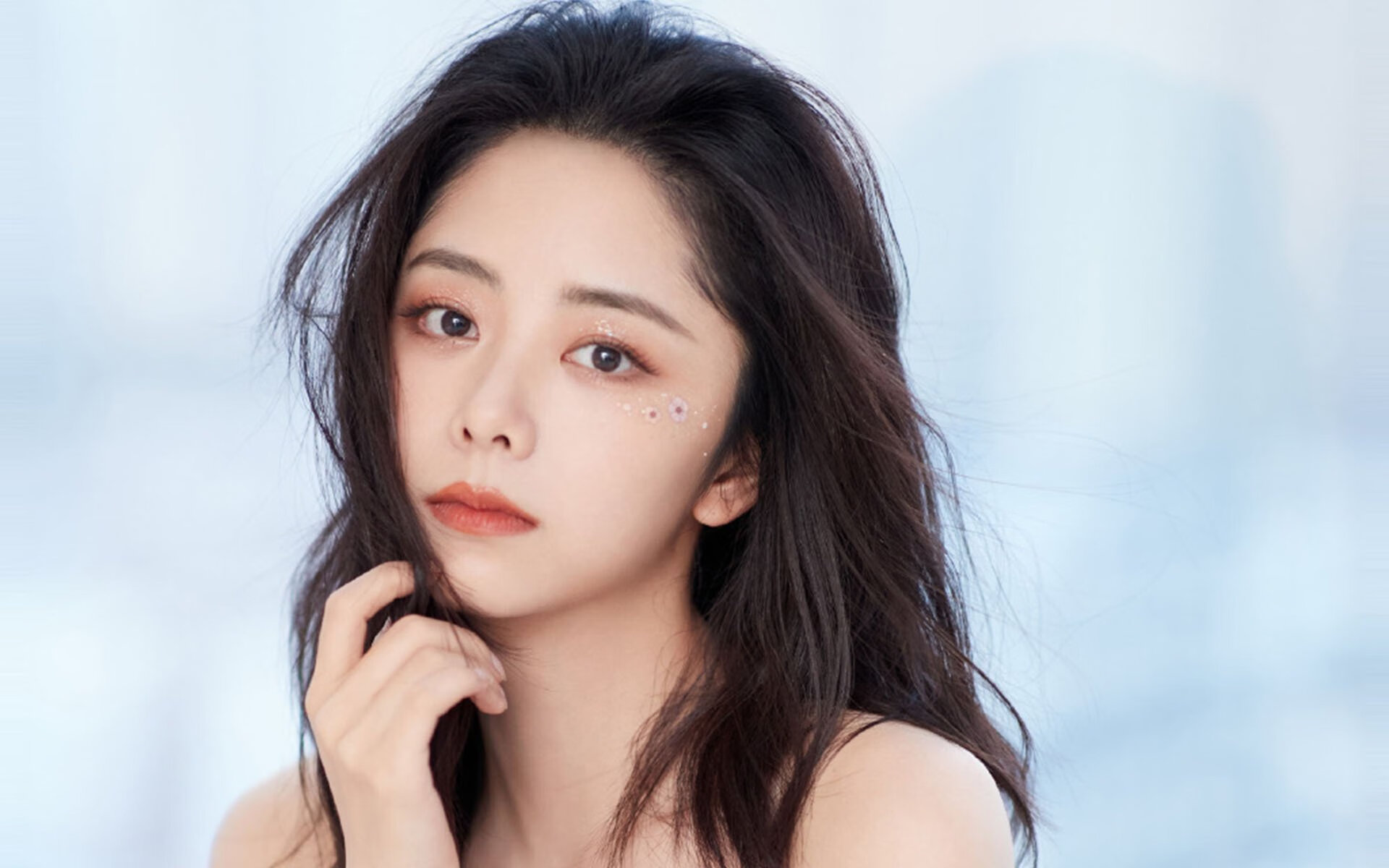 詹姆斯迎来生涯第九百胜湖人全队齐庆祝,詹姆斯获胜