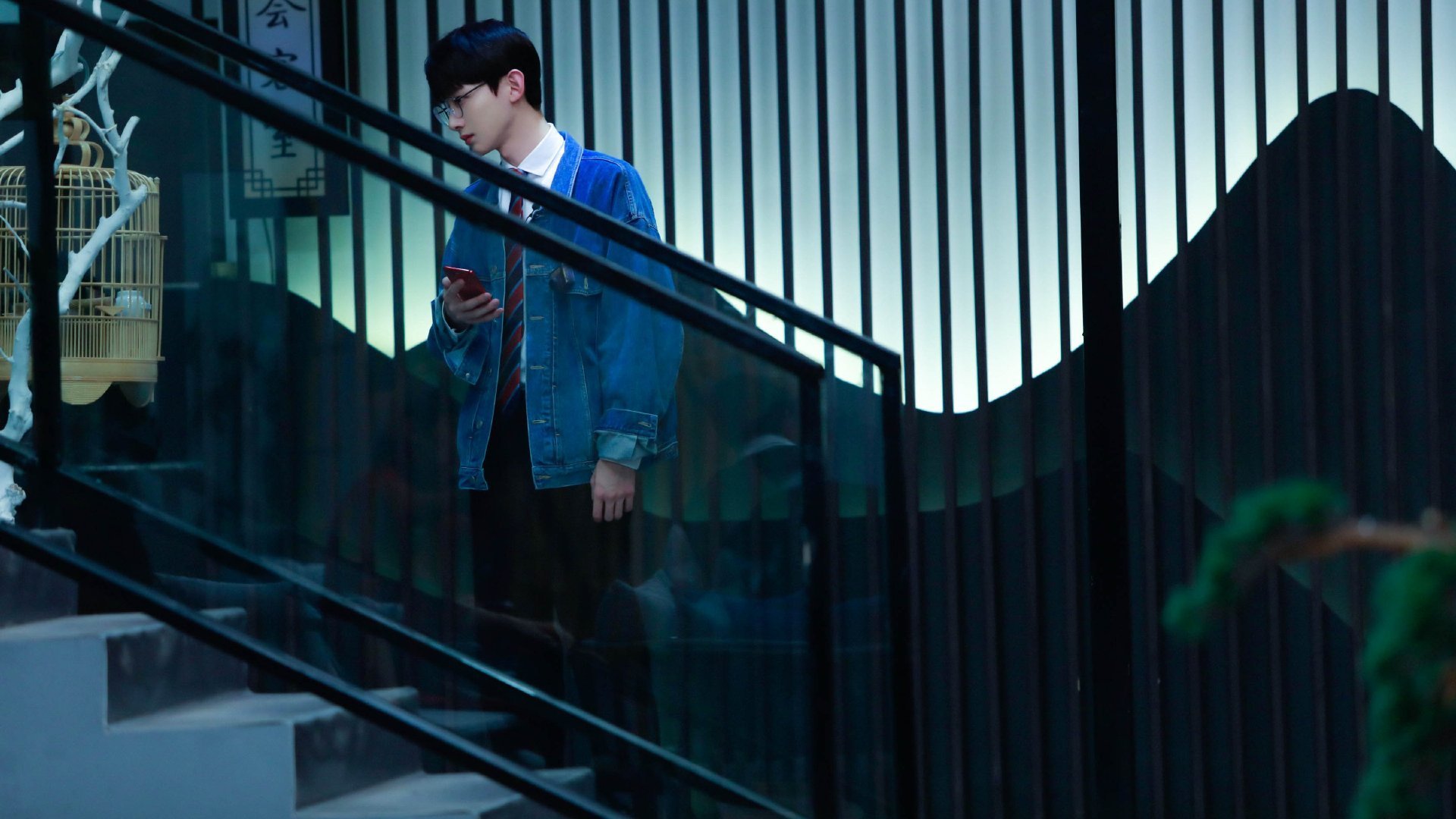 爱游戏综合娱乐-麦肯齐：凭借超快的启动速度和精确的传球，带动全黑队进攻节奏